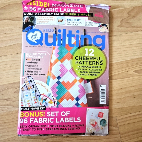 Patchwork & Quilting magazine, issue 126, 2023 - Picture 1 of 8
